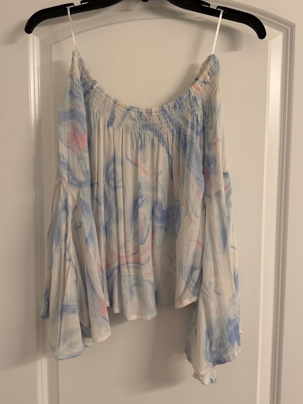 Hollister Off-Shoulder Blouse in White with Blue & Pink Swirl